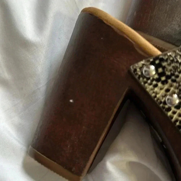 Report snakeskin chunky heel slip on size 9 brand new - Picture 4 of 6